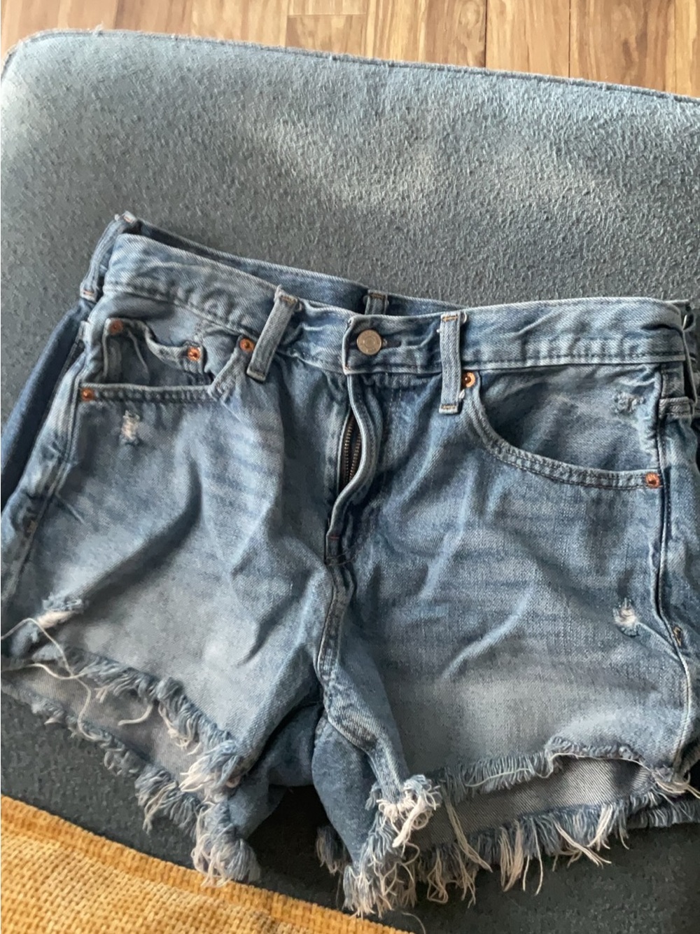 Women’s EUC GAP SIZE 6 SHORTS